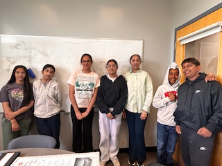 Crossing Park School Students Group